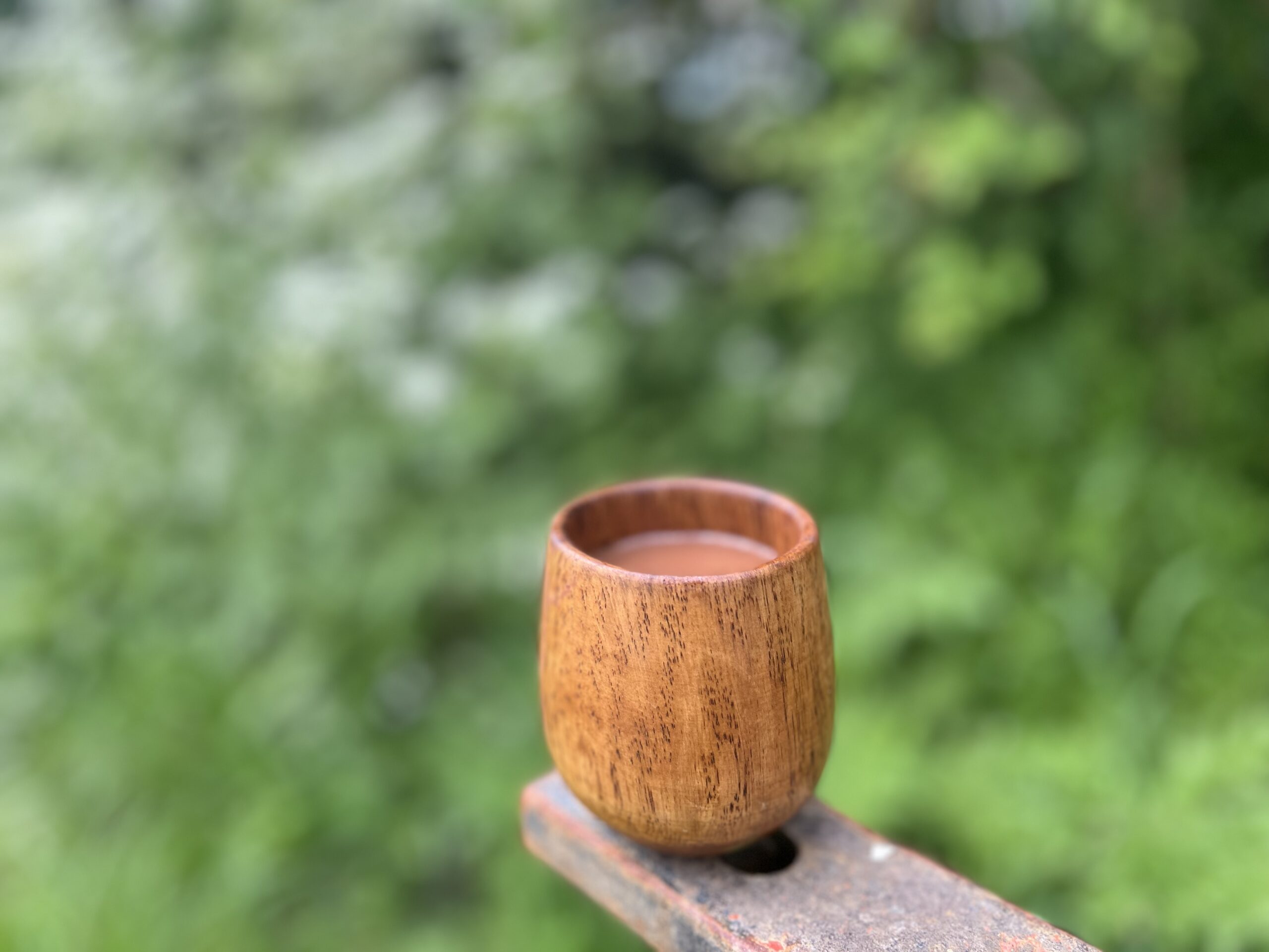 kakao-zeremonie-holztasse